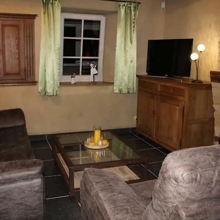 Au Puits بيت للعطل