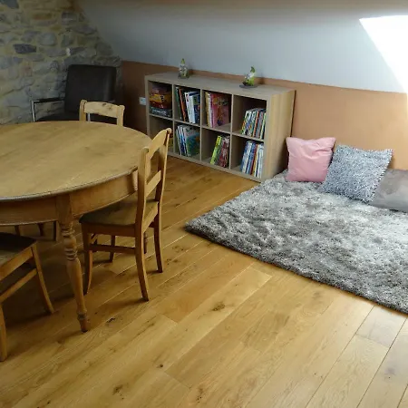 بيت للعطل Au Puits Schaltin