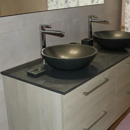 بيت للعطل Au Puits